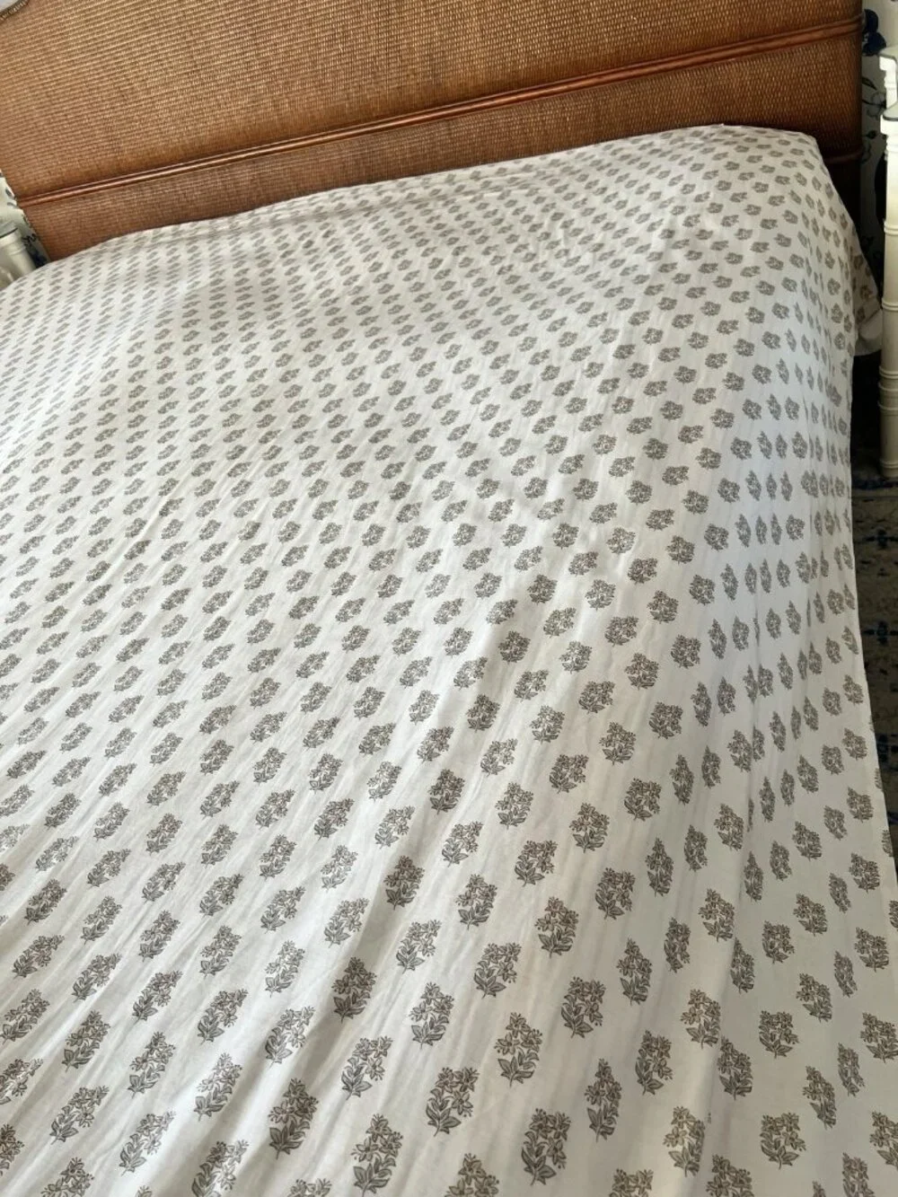 SHABBY CHIC 2-Pc KING Sheet Set 100% Cotton Brown Tan Flowers Cottage Garden